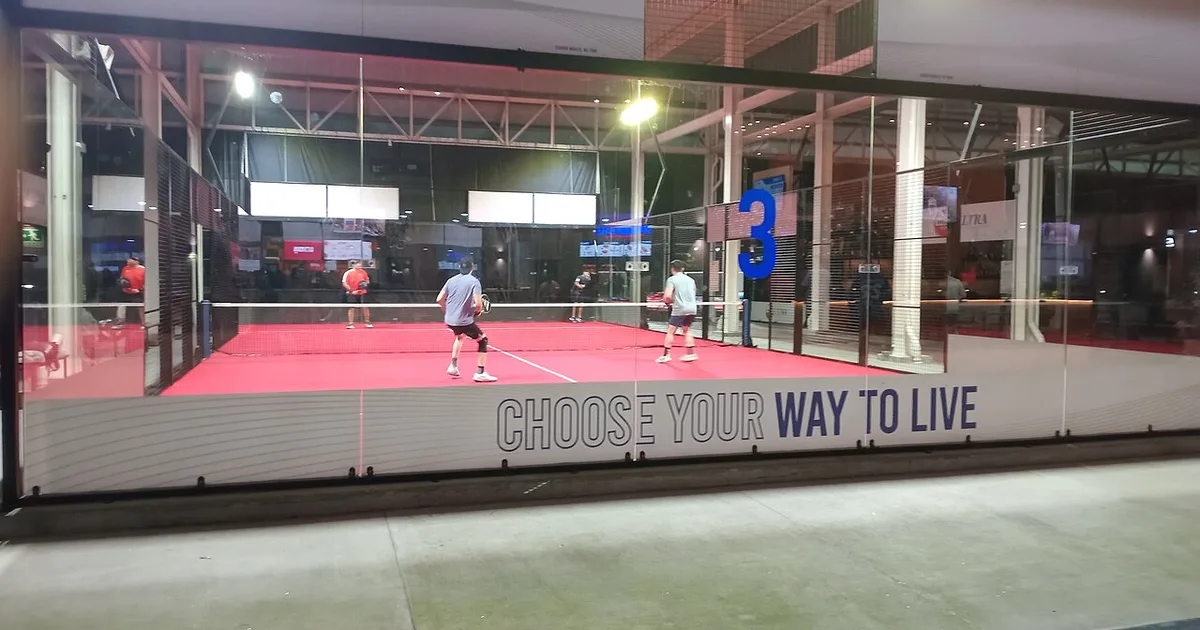 Padel vs Pickleball — What's the Difference?
