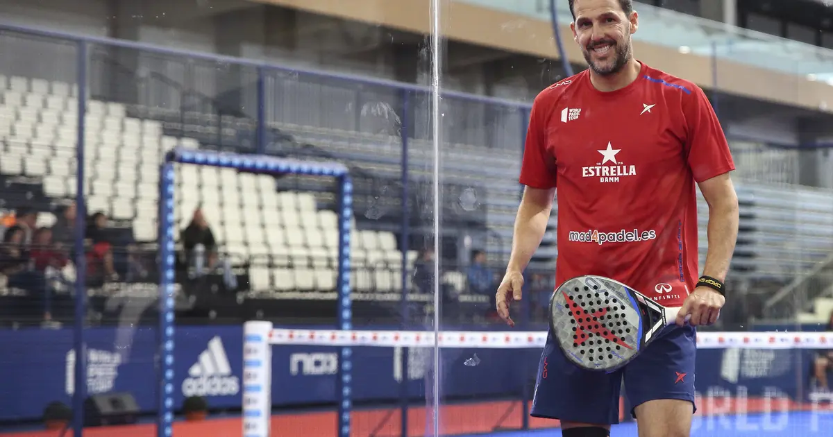 A padel player wearing wrist protection — preventing common injuries with proper equipment and warm-up